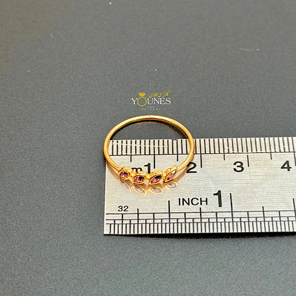 انگشتر چهار نگین بنفش بیضی طلا